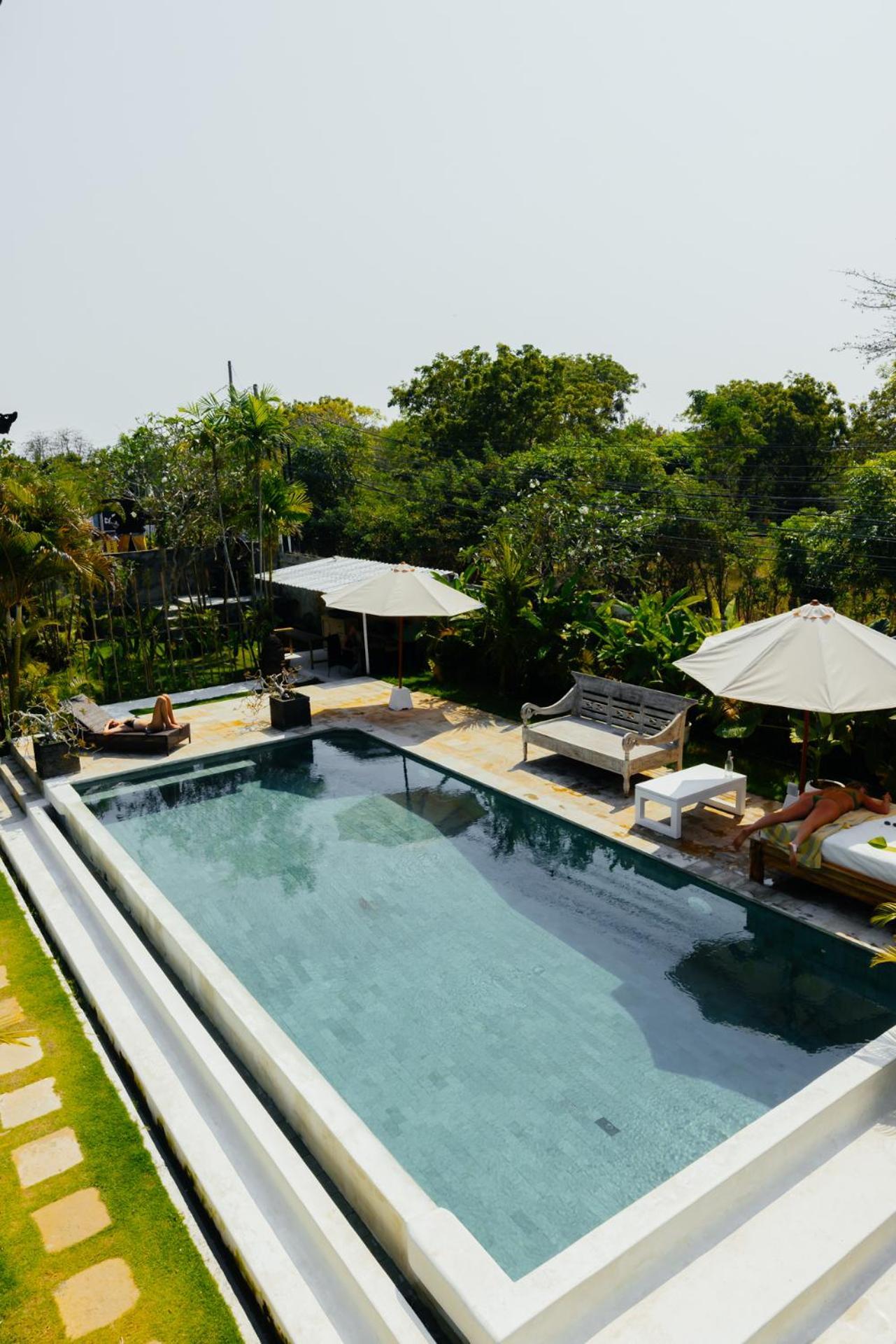 Hola Villas & Lofts Uluwatu ภายนอก รูปภาพ