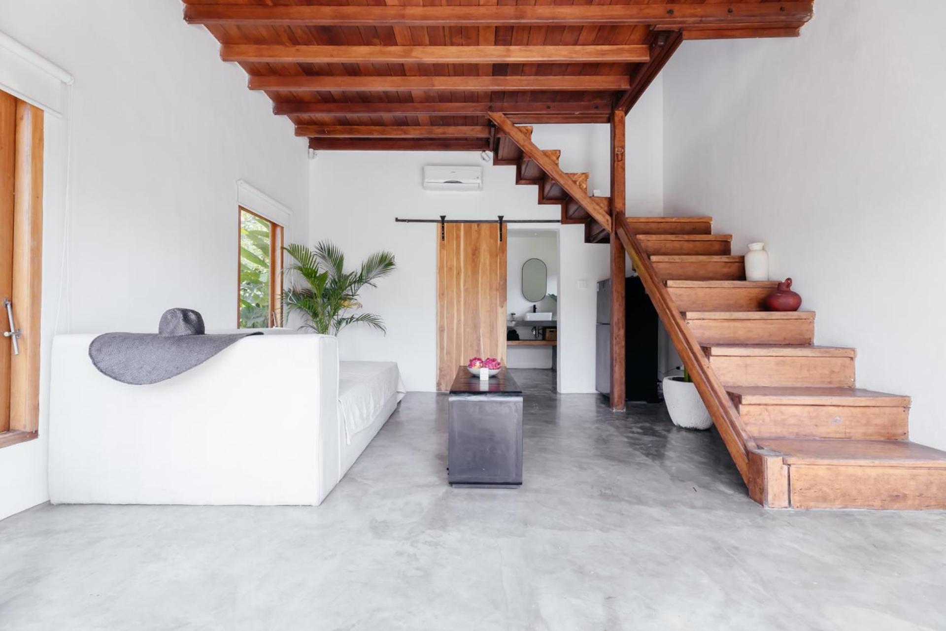 Hola Villas & Lofts Uluwatu ภายนอก รูปภาพ