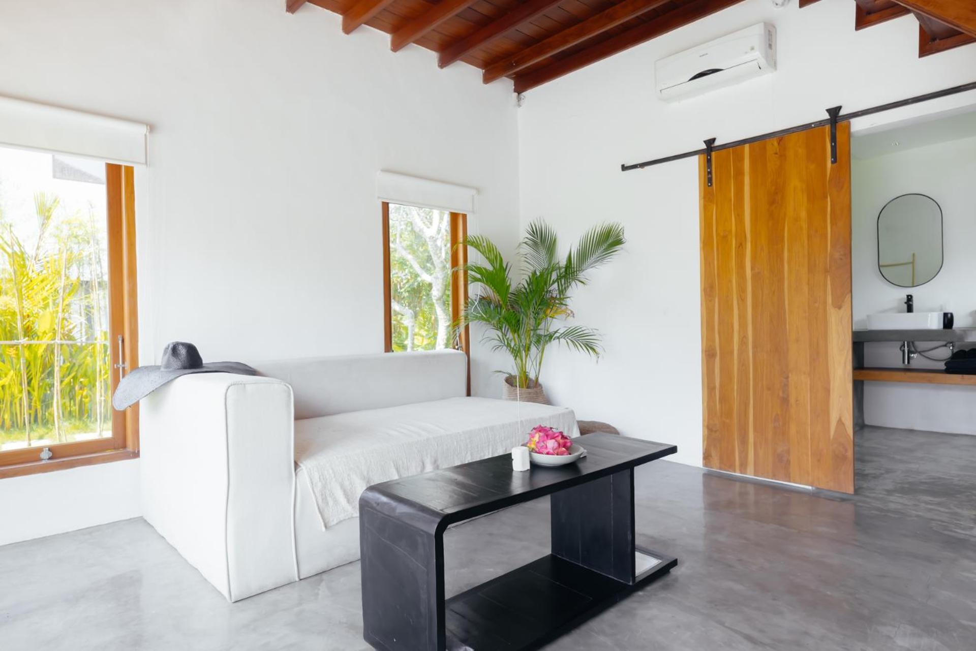 Hola Villas & Lofts Uluwatu ภายนอก รูปภาพ