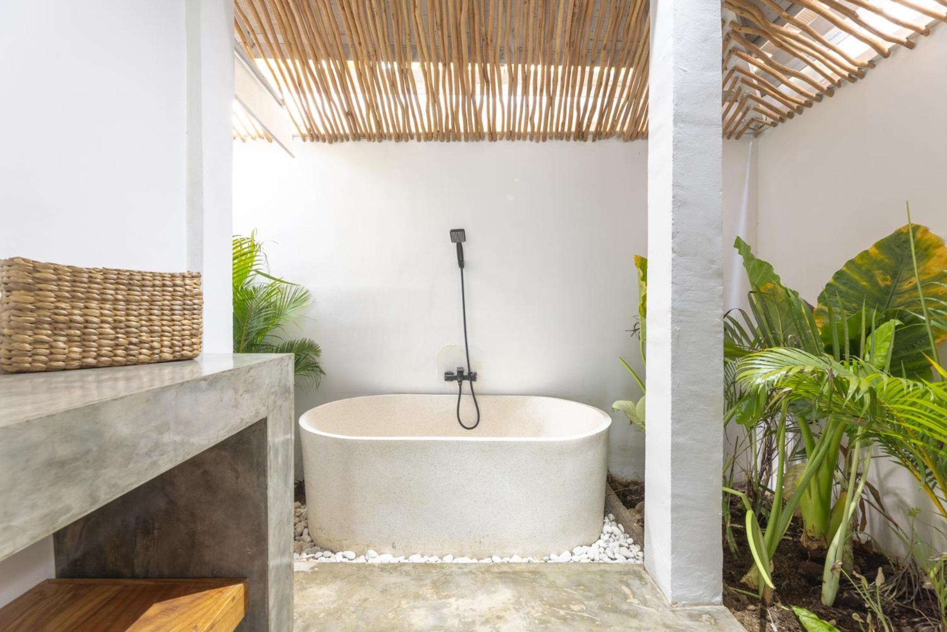 Hola Villas & Lofts Uluwatu ภายนอก รูปภาพ