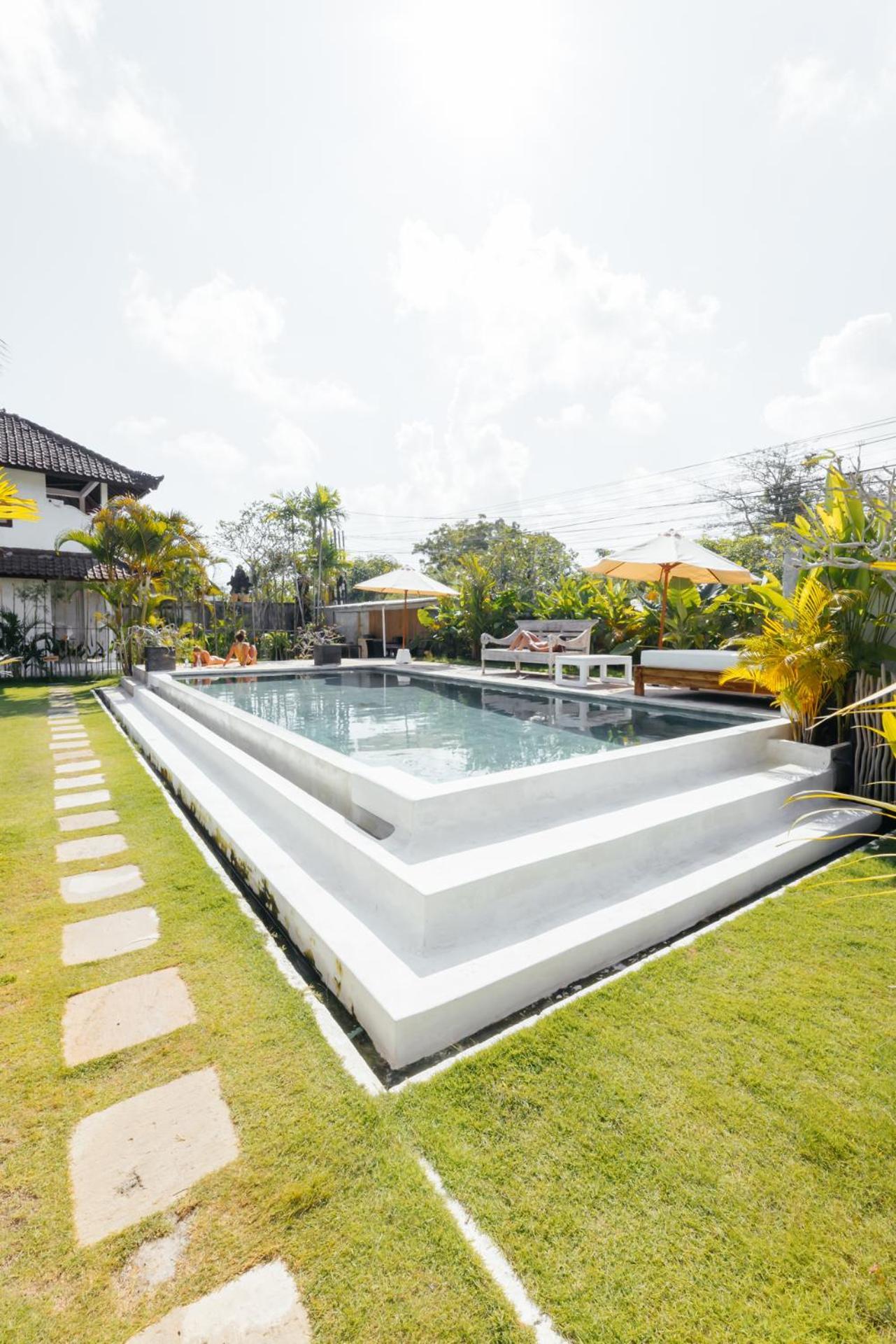 Hola Villas & Lofts Uluwatu ภายนอก รูปภาพ